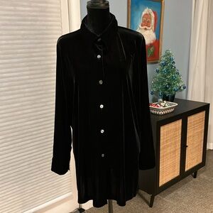 Working Classics Designs Co 18/20 Black Velvet Button Down Shirt